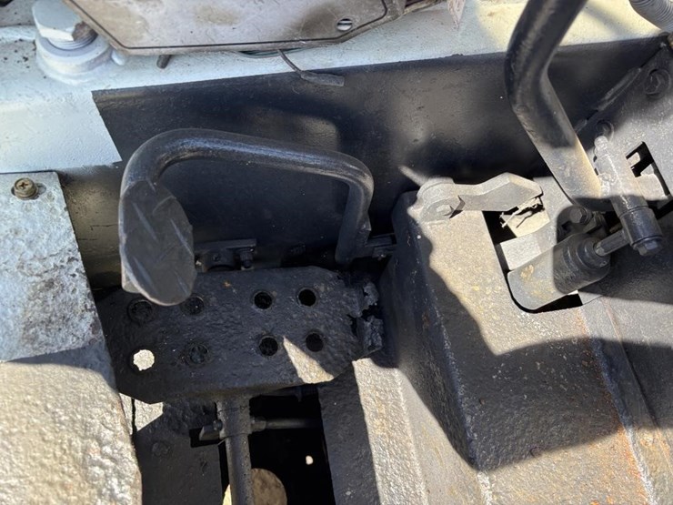 bobcat-725-image-22