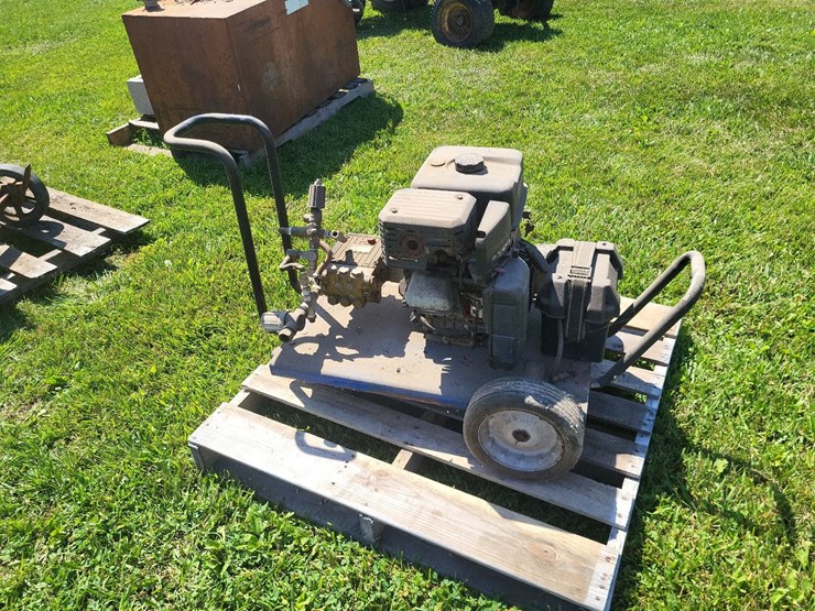 aqua-blast-power-washer-w/briggs-and-stratton-vangard-9hp-engine-image-4