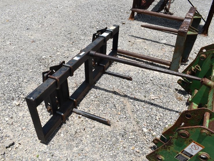 loader-hay-spear-image-2