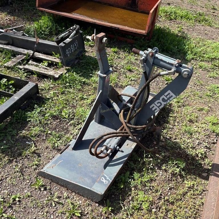 Edge Universal Attach Hitch Mover