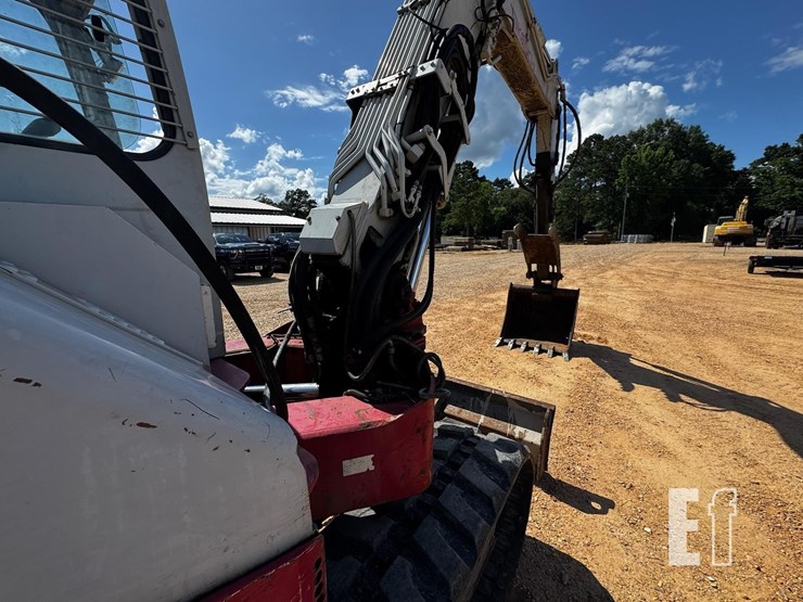 takeuchi-tb180fr-image-8