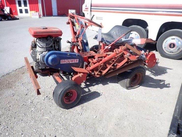 brouwer-reel-mower-image-1