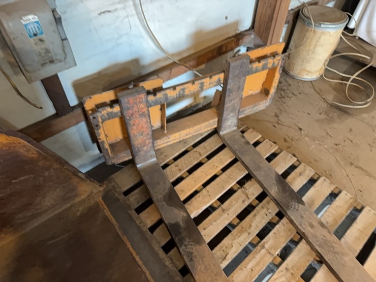 pallet-forks-image-5