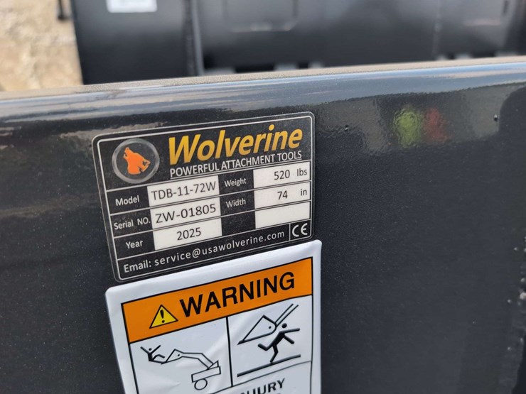 (1)-wolverine-skid-steer-72"-track-duty-bucket-tbd-11-72w-image-2