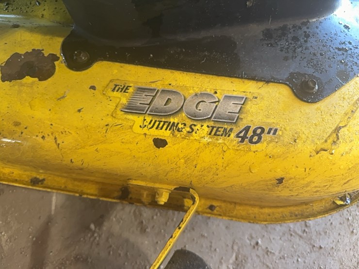 john-deere-l120-image-9