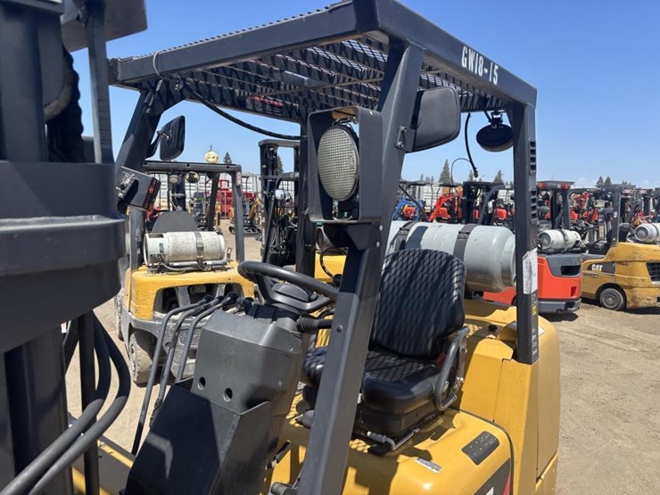 2018-caterpillar-gc35k-image-18
