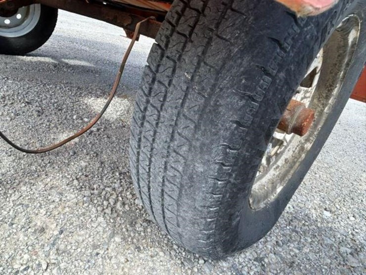 tow-behind-sign-board-image-37