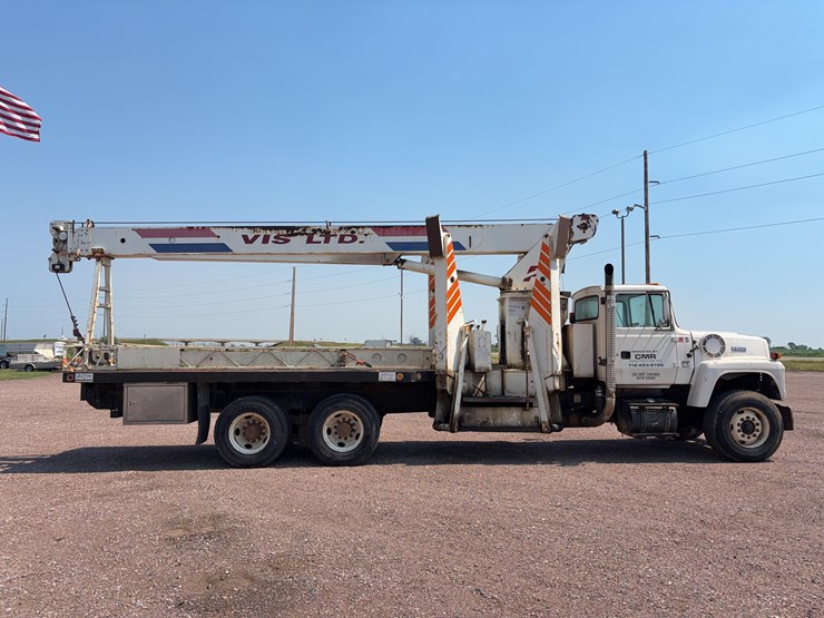 1995-ford-l9000-image-4