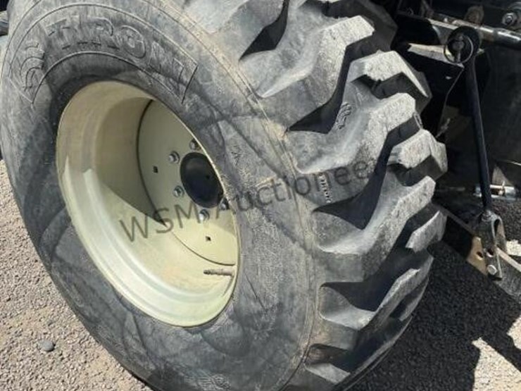 yanmar-sa424-loader-tractor-image-8