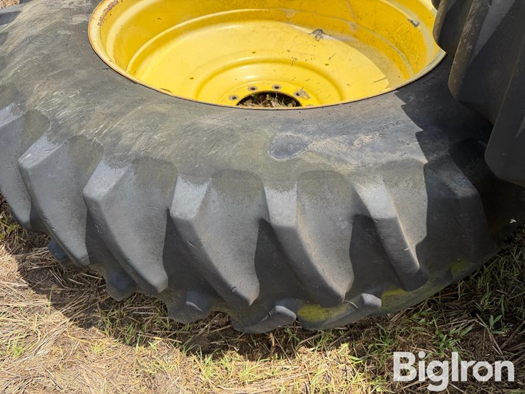 john-deere-10-image-12