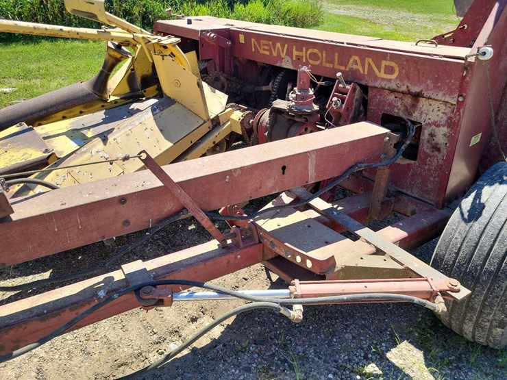 new-holland-890-image-12