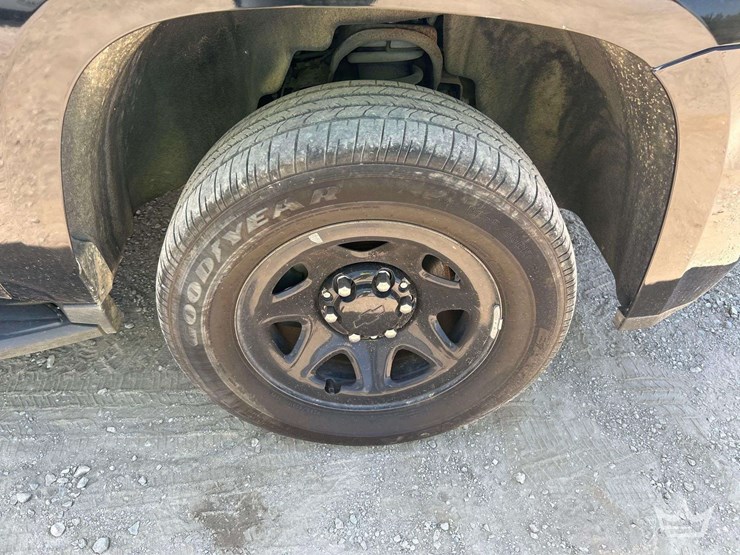 2019-chevrolet-tahoe-image-26