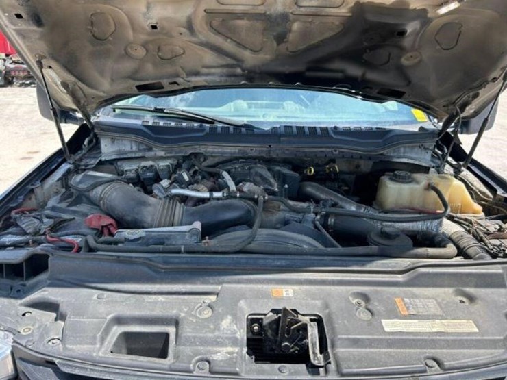 2016-ford-f550-xl-image-61
