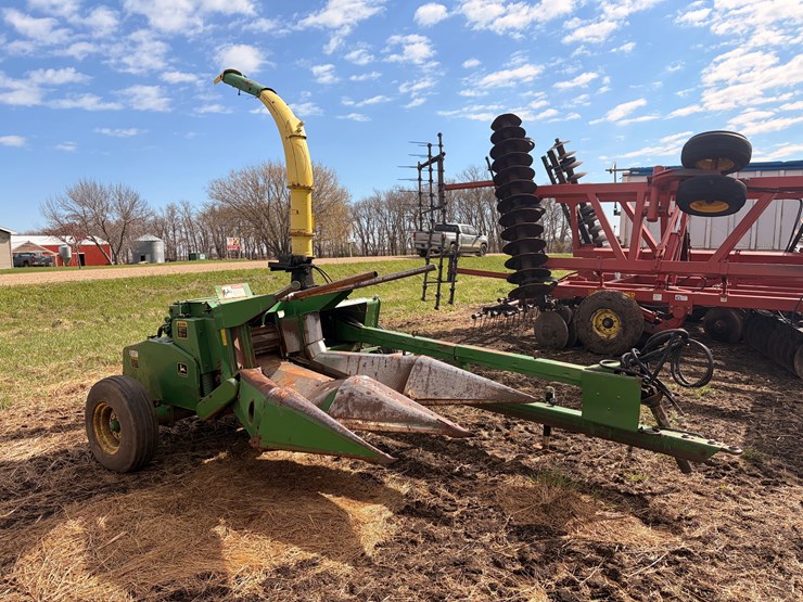 john-deere-3950-image-5