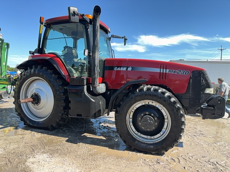 2004-case-ih-mx230-image-12