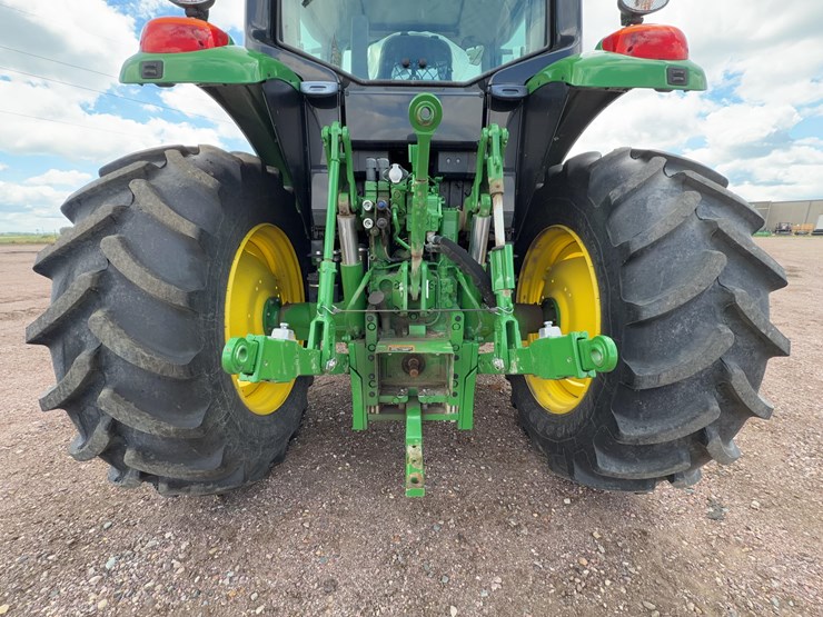 2023-john-deere-6130m-image-28