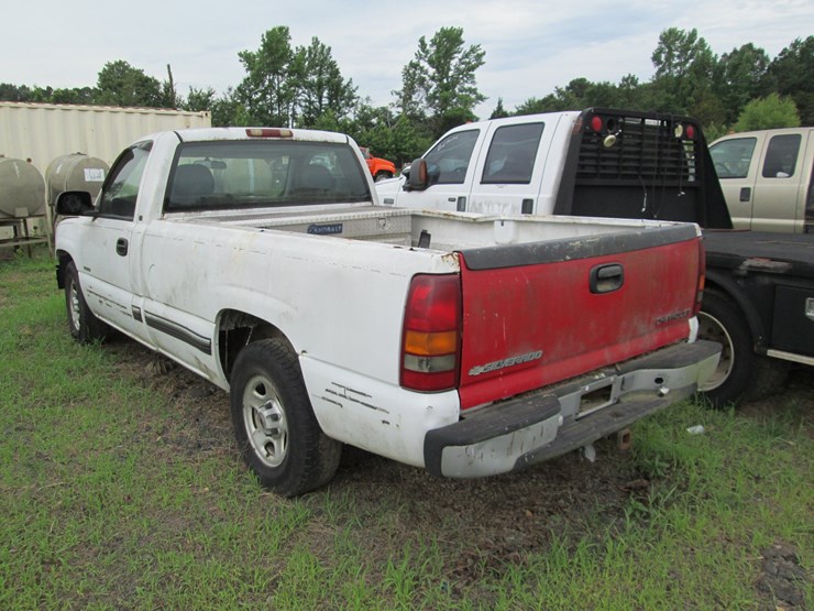 2000-chevrolet-silverado-1500-image-4