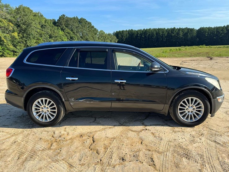 2012-buick-enclave-image-7