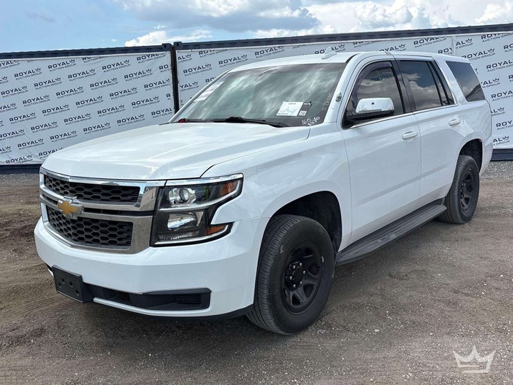 2019-chevrolet-tahoe-image-1