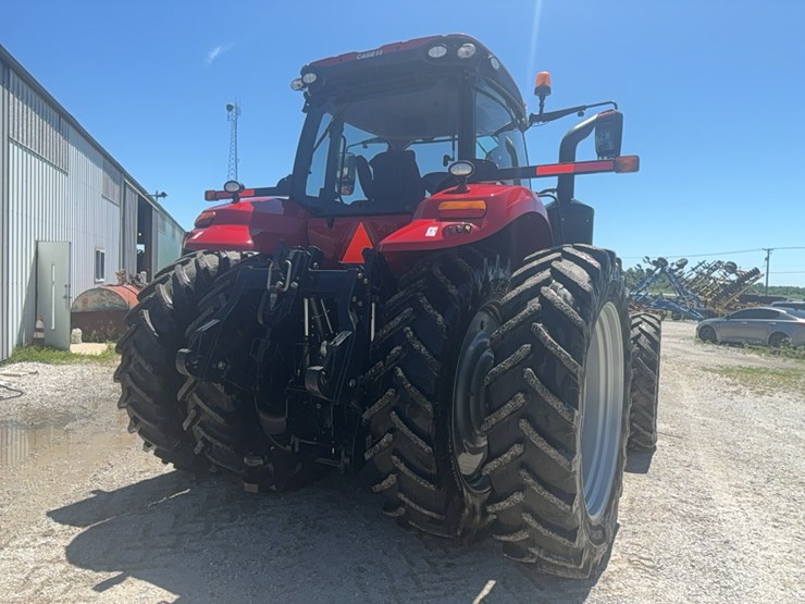 2020-case-ih-magnum-340-image-7