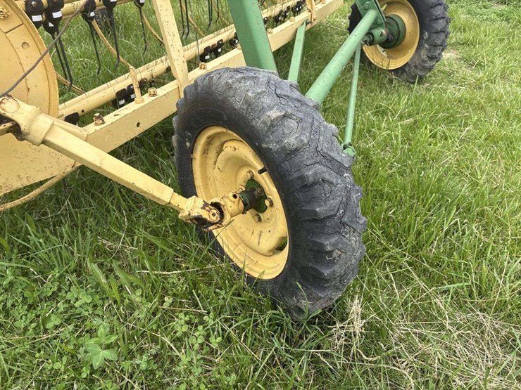 john-deere-10ft-hay-rake-image-4
