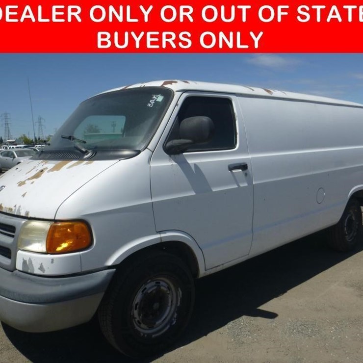 2003 DODGE RAM VAN