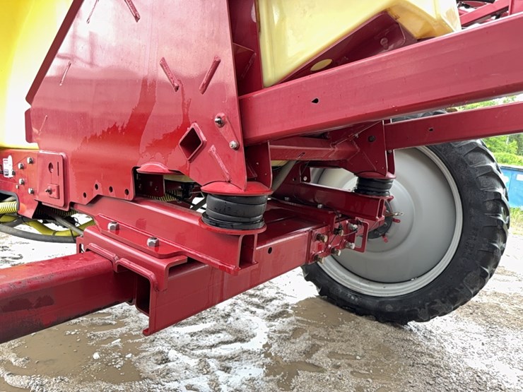 hardi-4000-navigator-sprayer-image-33