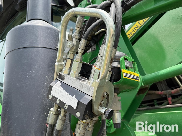 2014-john-deere-7210r-image-12
