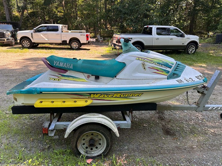 1997-yamaha-wave-raider-700-wave-runner-jet-ski-w/single-axle-trailer,-image-10