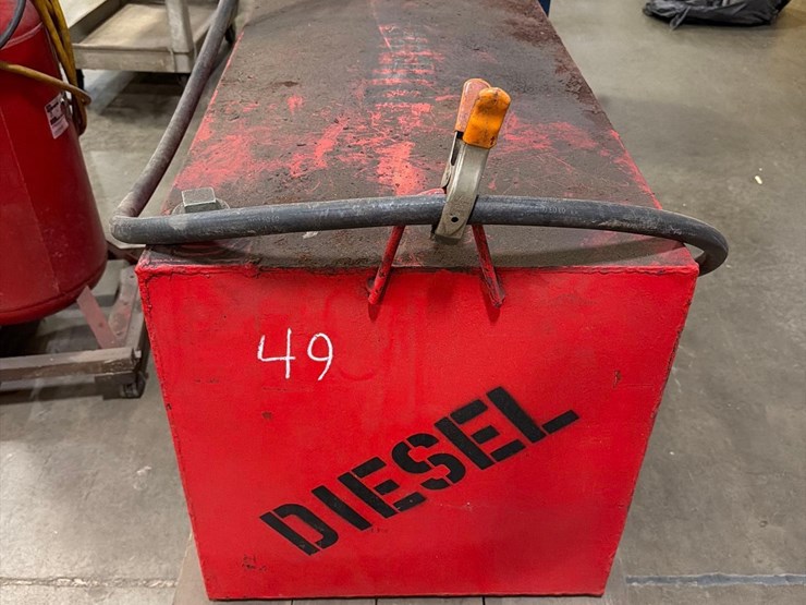 100-gallon-diesel-tank-with-pump-and-rolling-cart-image-2