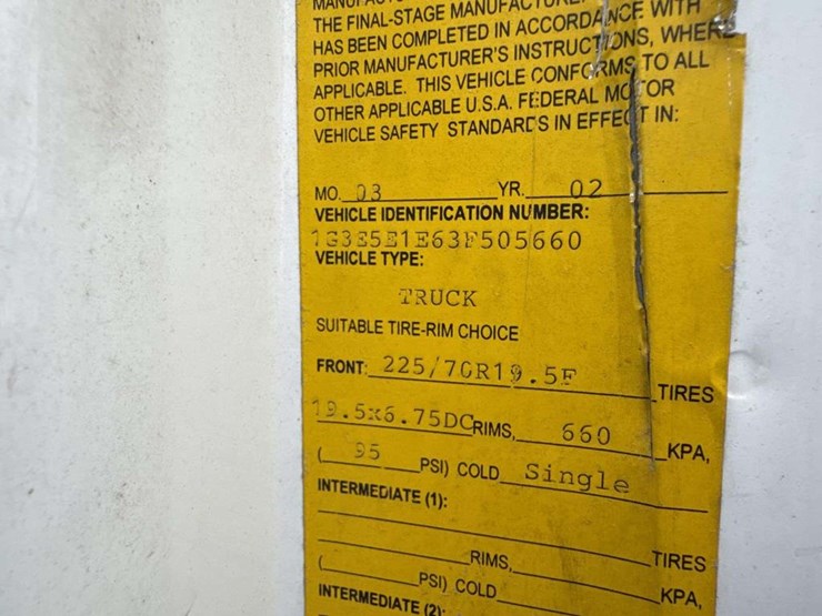 2004-chevrolet-c5500-image-9