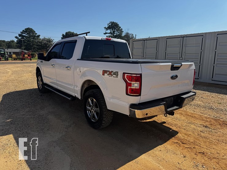 2021-ford-f150-xlt-image-3