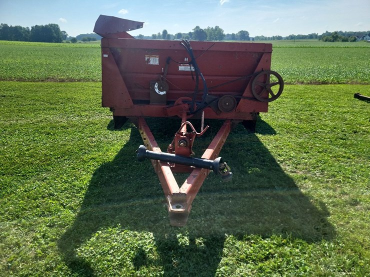 new-holland-195-image-8