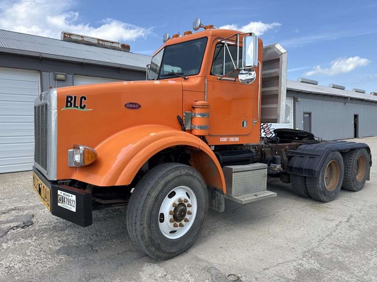 2004-peterbilt-357-image-1