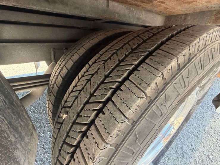 2010-freightliner-sprinter-3500-image-30