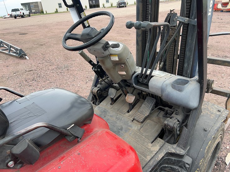 2005-komatsu-fg25t-12-image-9