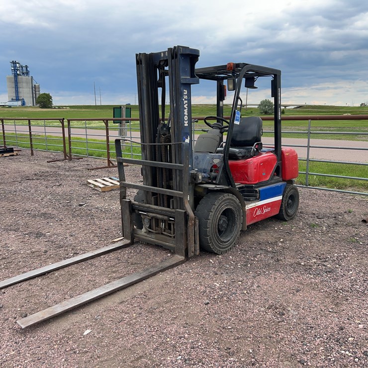 2005 KOMATSU FG25T-12