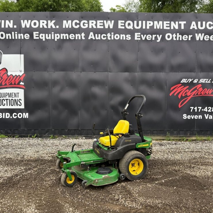 JOHN DEERE 757