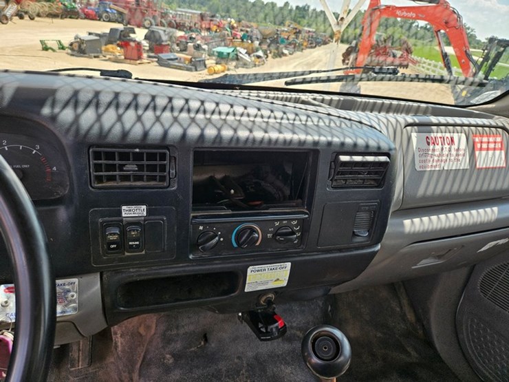 ford-f750-image-58