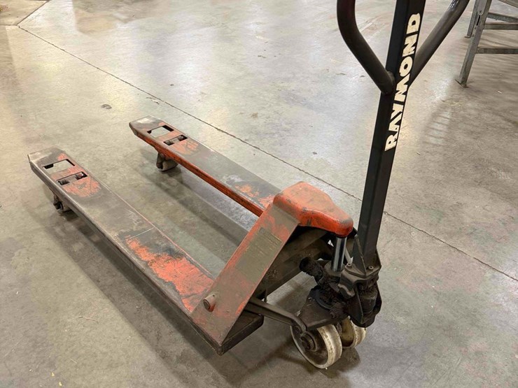 manual-pallet-jack-image-7