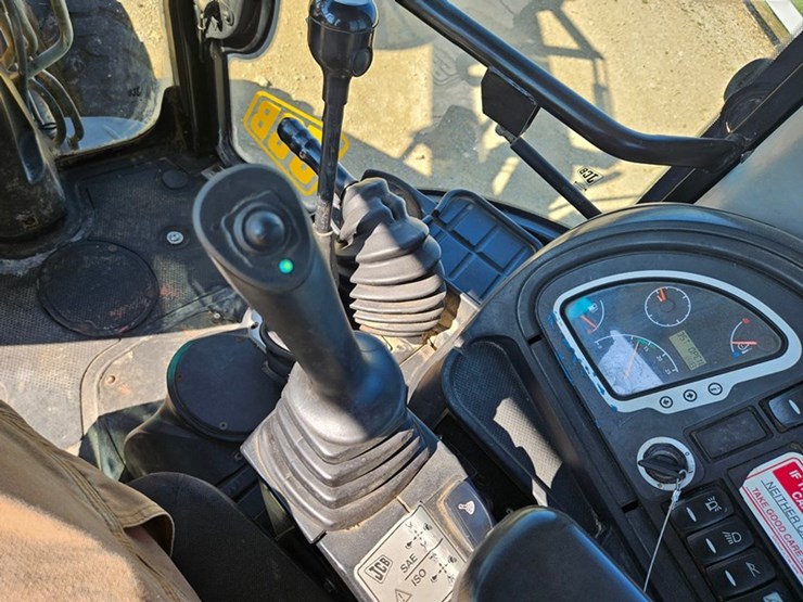 jcb-3cx-eco-image-41