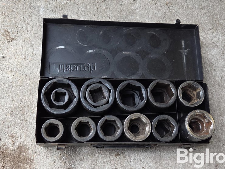 1"-air-impact-&-sockets-image-16