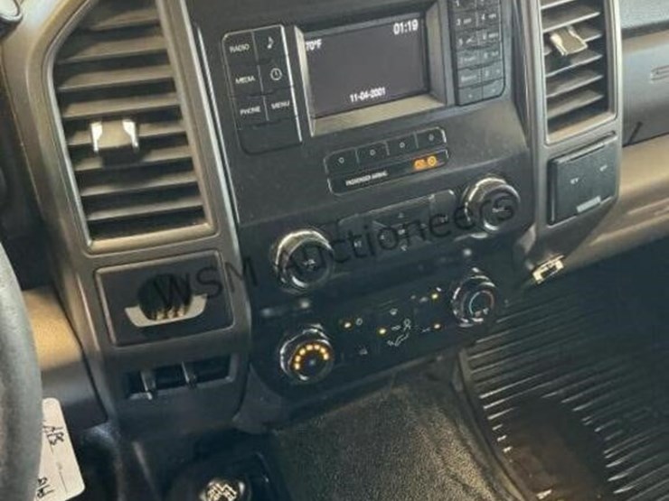 2019-ford-f550-image-25
