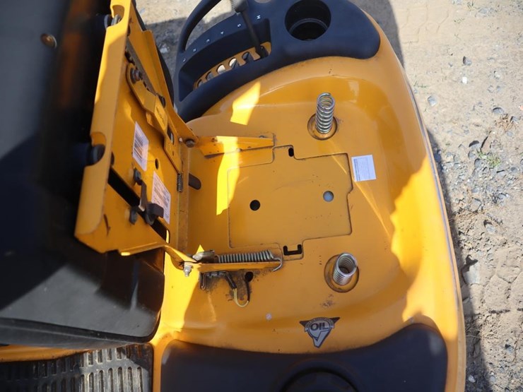 cub-cadet-lt1042-image-24