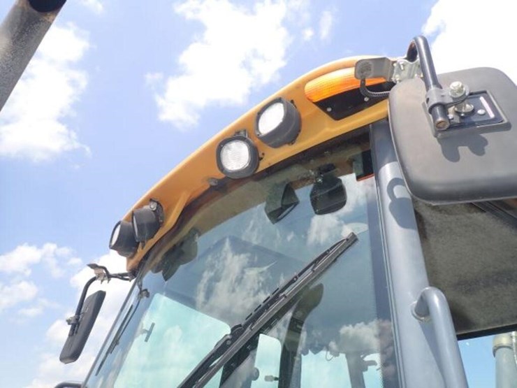 2009-deere-310sj-image-35