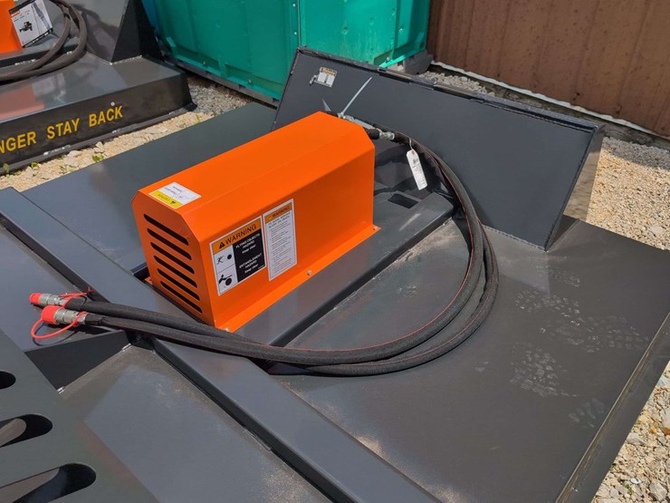 wolverine-skid-steer-72"-brush-cutter-bc-13-72w-image-2