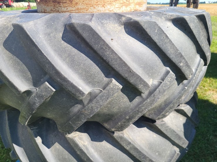 (1)-pair-of-18.4-28-t-rail-duals-w/hardware-image-8
