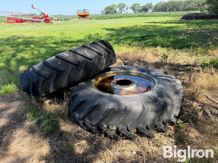 20.8r42-tires-&-rims-image-8