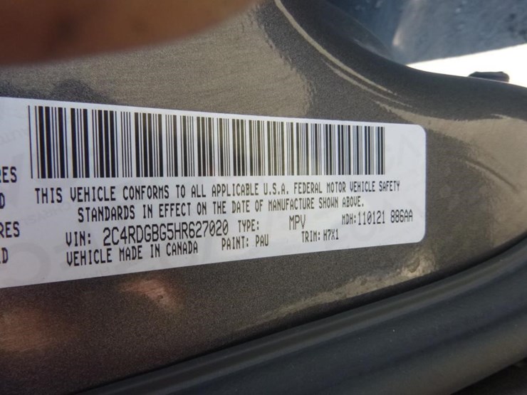 2017-dodge-grand-caravan-image-17