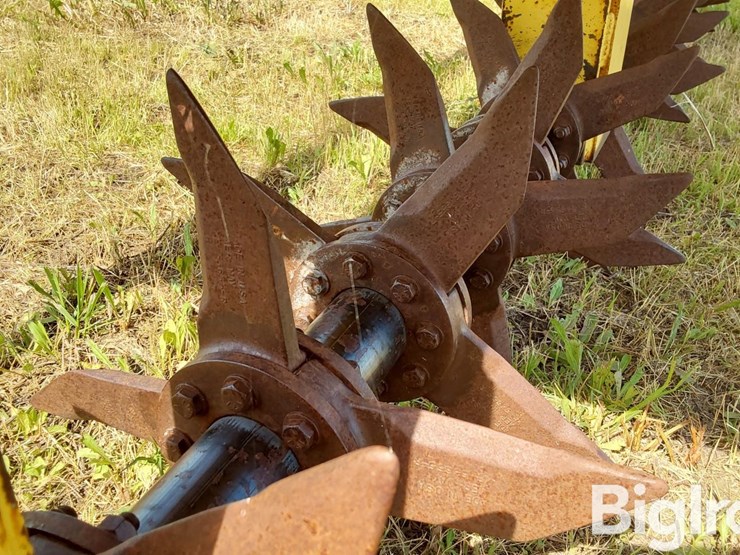 aeroway-15'-pasture-aerator-image-16